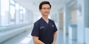 Dr. Lee Choon Kin: Ahli Gastroenterologi & Hepatologi di Sunway Medical Centre Penang