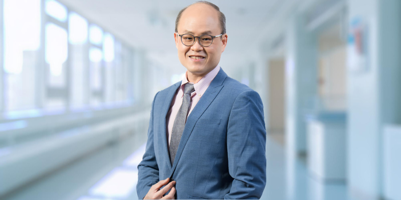 Dr. Khoo Eng Hooi Top Dokter Spesialis Ortopedi di Gleneagles Penang