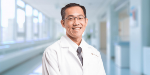 Dr. Lee Hock Keong: Top Dokter Spesialis Bedah Saraf di Island Hospital