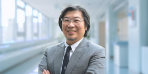 Dr. Tan Tiang Hwee Donald: Top Ophthalmologist di Mount Elizabeth Novena Hospital