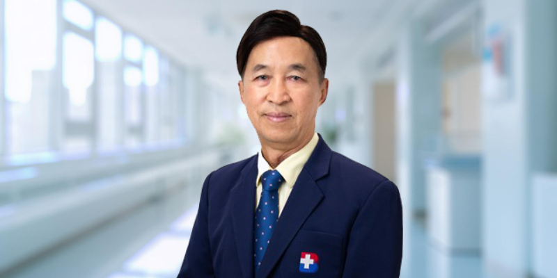 Dr. Worawat Suwanruxa Top Plastic Surgery dan Rekonstruksi di Bangkok Hospital